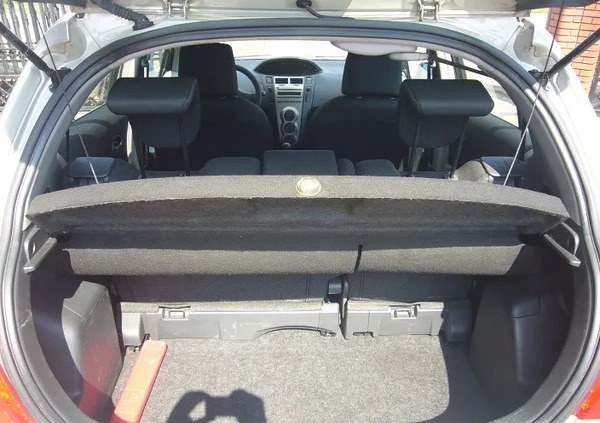 Toyota Yaris cena 20500 przebieg: 128000, rok produkcji 2010 z Krajenka małe 211